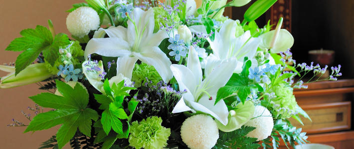 3月の初彼岸 故人様やご遺族様に気持ちを届けるためのお花 知って得する お花や観葉植物を贈る時の役立つアレコレ情報 ビジネスフラワー