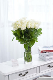花瓶フラワー・フラワーベース　シリンダー（クリア）　白バラ30本