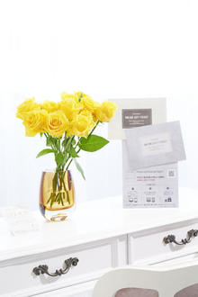 ［オンラインギフト（シルバーコース）セット］花瓶フラワー・フラワーベース　オーバル（アンバー）　黄色バラ12本