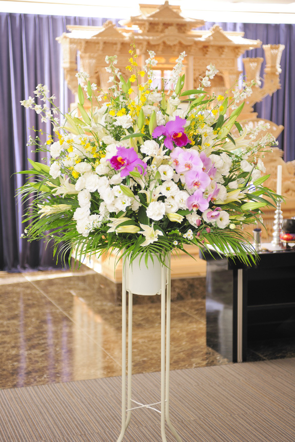 東京博善 堀ノ内斎場での葬儀・葬式の花や供花の手配はビジネス