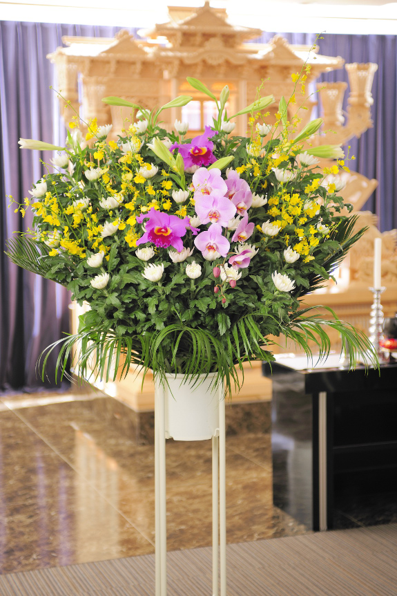 東京博善 堀ノ内斎場での葬儀・葬式の花や供花の手配はビジネス
