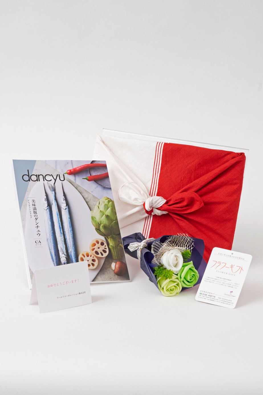 <p>メッセージカードを1枚無料でご用意することができます。</p>