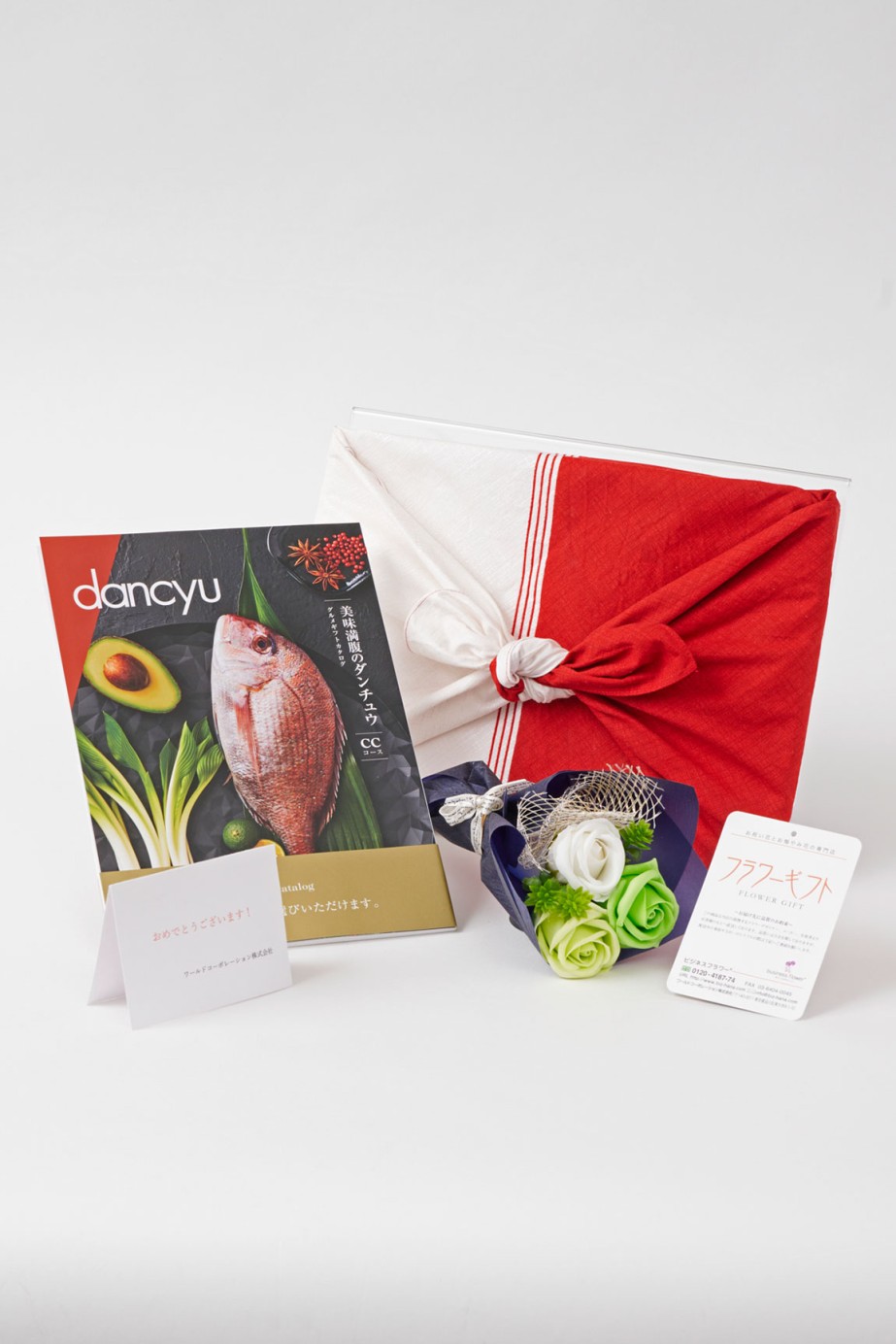 <p>メッセージカードを1枚無料でご用意することができます。</p>