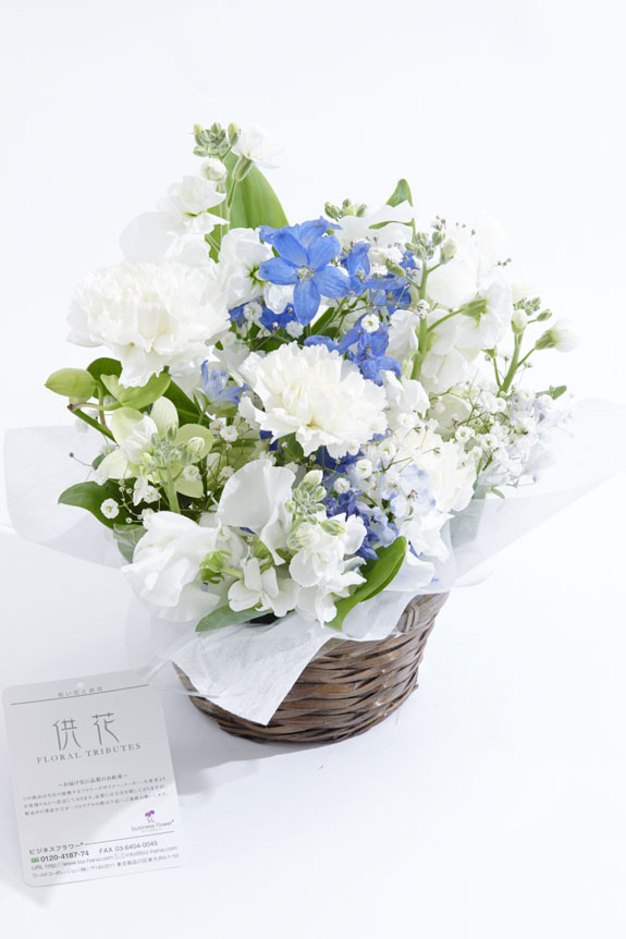 <p>供花アレンジメント　寒色系　Sサイズ　イメージ</p>